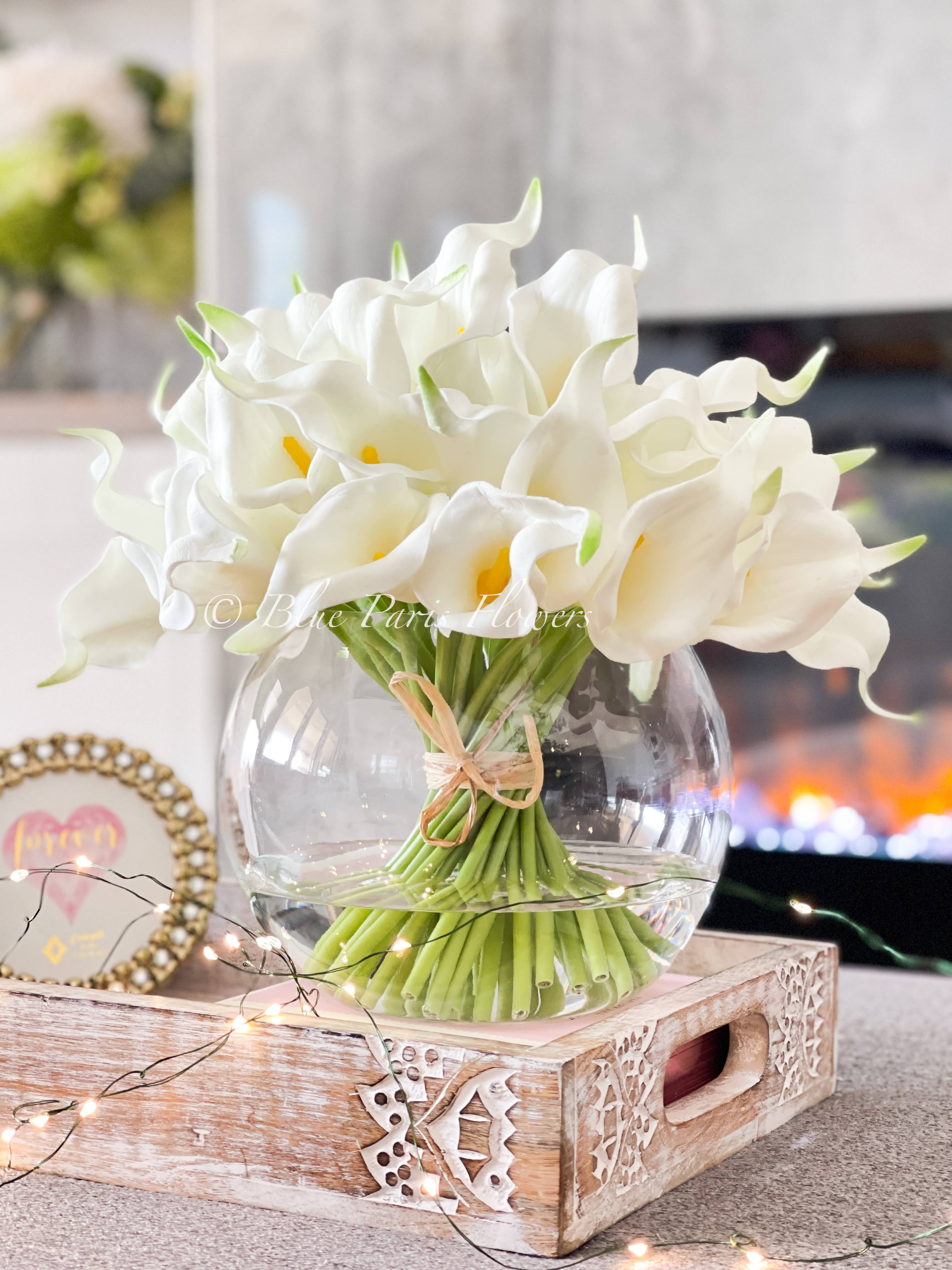 white calla lilies in vase White Real Touch Calla Lillies Arrangement, Artificial Faux Centerpiece, Faux Floral Flowers in Glass Vase for Home Decor