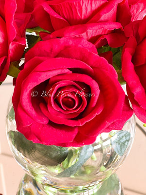 Red Large Head Roses Arrangement, Artificial Faux Centerpiece, Silk velvet Flowers in Glass Vase for Home Decor Floral Flower Arrangement
